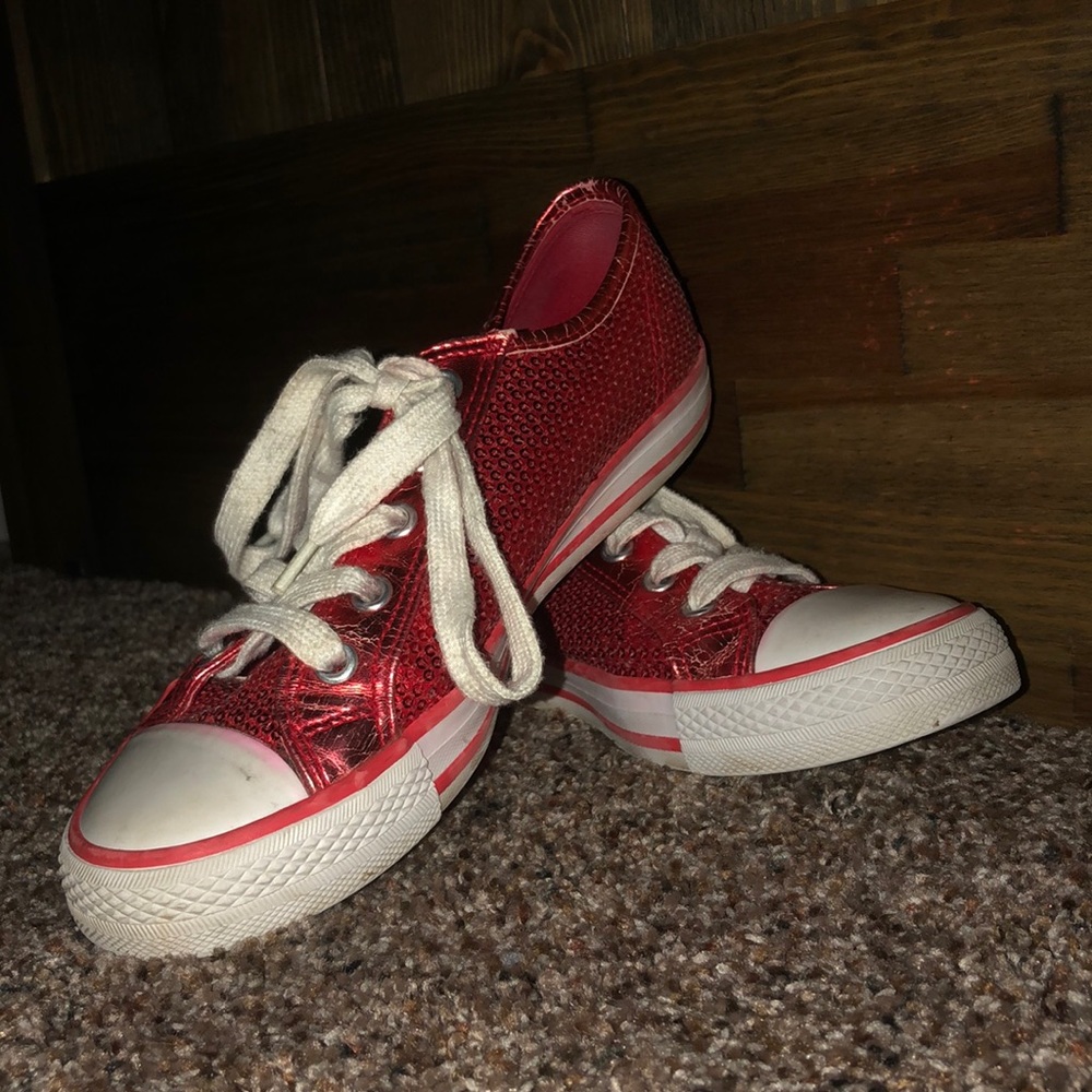 Gotta Flurt tennis shoes